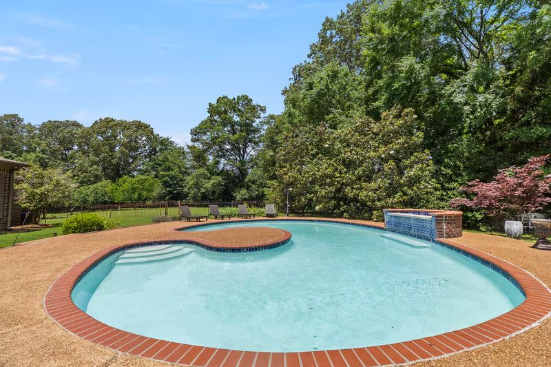 Private pool at a managed estate near Memphis, Tennessee